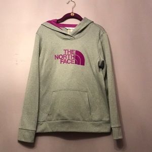 The North Face Hoodie✨HOST PICK💫